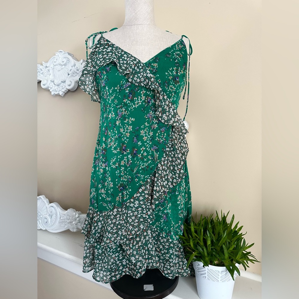 ASTR The Label Print Mix Asymmetrical Mini Green Floral Dress Size M